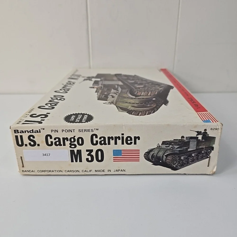 Vtg‎ Bandai U.S. Cargo Carrier M30 Model Kit 1/48 Scale Plastic Gray Pin Point